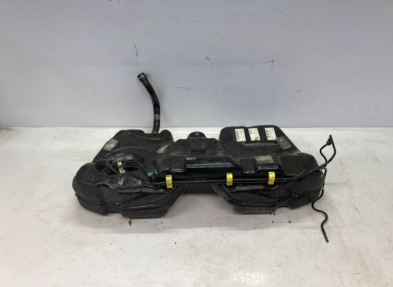 T2H5863 GX639K007 Fuel Tank JAGUAR XF (X260) (2015-2024)