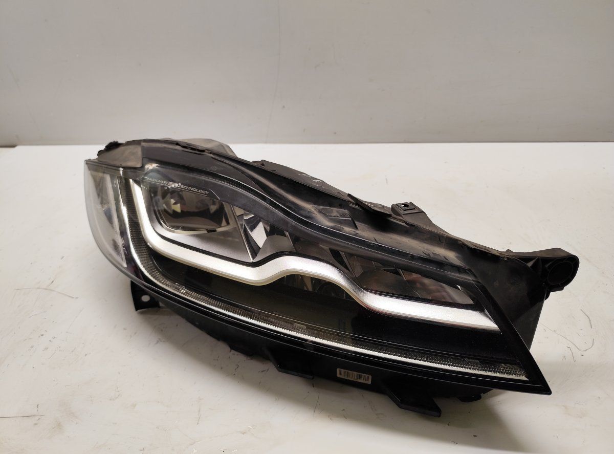 GX6313W029LE Headlight right JAGUAR XF (X260) (2015-2024)