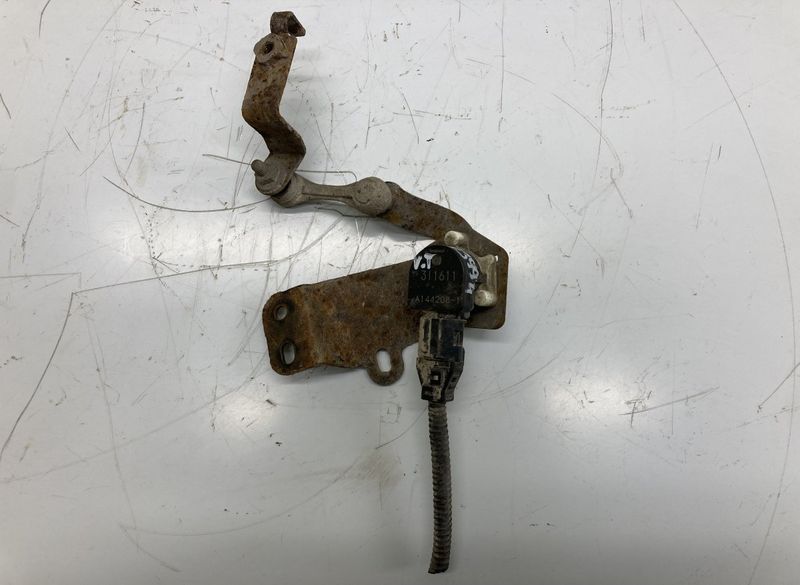 8940842010 Suspension level sensor rear left TOYOTA RAV 4 IV (XA40) (2012-2019)