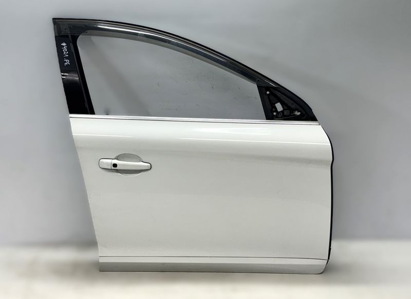 31218673 Door Front Right VOLVO XC60 I (2008-2017)