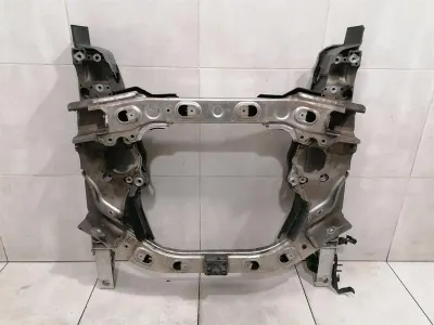 Mercedes S-osztály W222 gerenda segédváz első A2226200187 első tengely gerenda