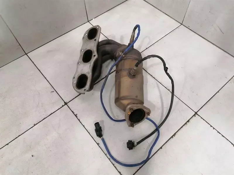 Porsche Cayman 987 Catalytic Converter 98711310233 Catalytic Converter 1-3 CYL