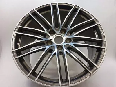 Porsche Panamera 971 könnyűfém keréktárcsa 971601025AE könnyűfém keréktárcsa 11,5J x 21 ET69 Turbo IV
