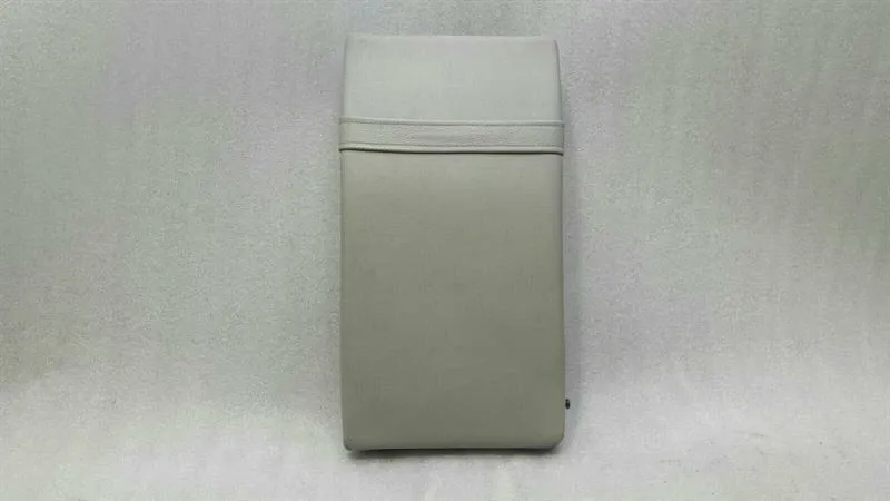 Mercedes C Class W204 Armrest A2049700130 Centre Armrest Armrest