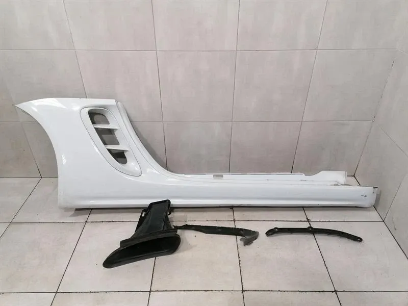 Porsche Boxster 718 side skirt 982853564 right side skirts