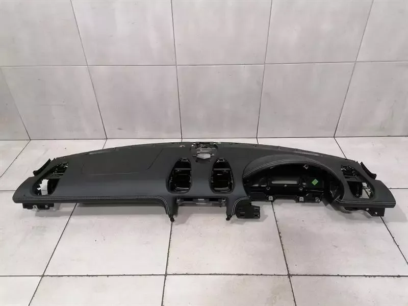 Porsche Boxster 718 Dashboard RHD GT SILVER STITCHING EXTENDED LEATHER