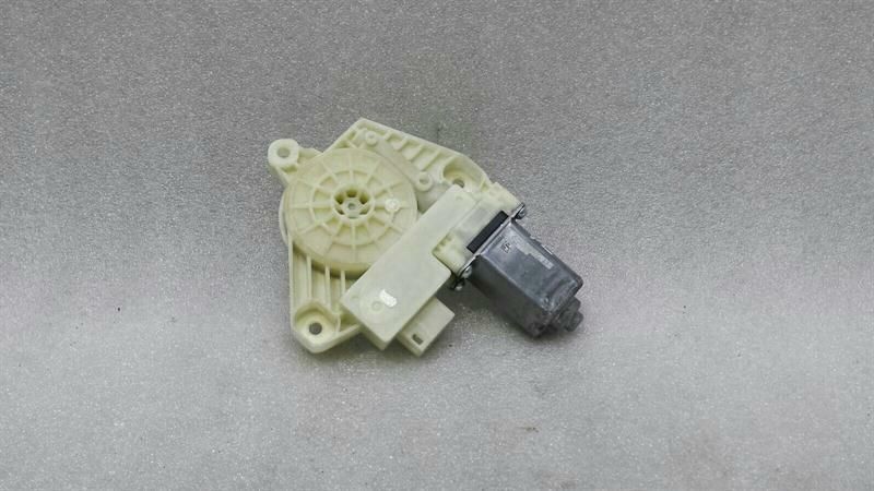 Mercedes GLC X253 door window motor A2059060013 window regulator motor front left