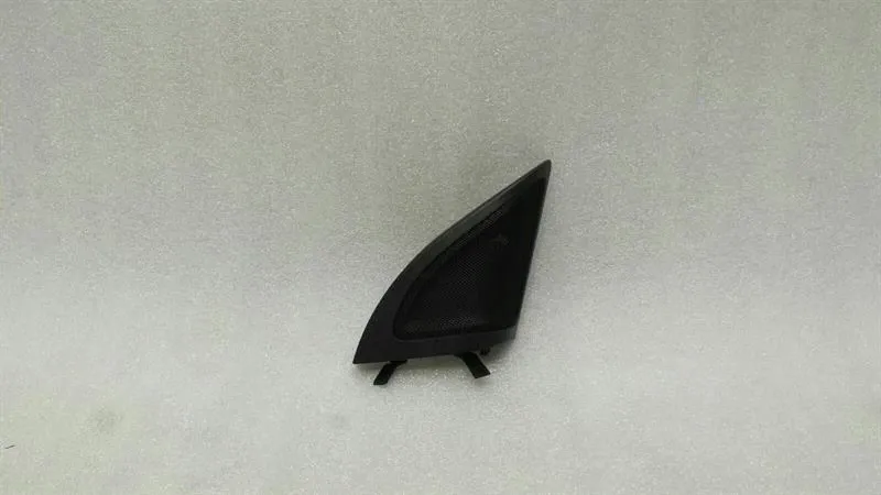 Mercedes A Class W176 Front Right Tweeter A1767200211 Speaker Front Right