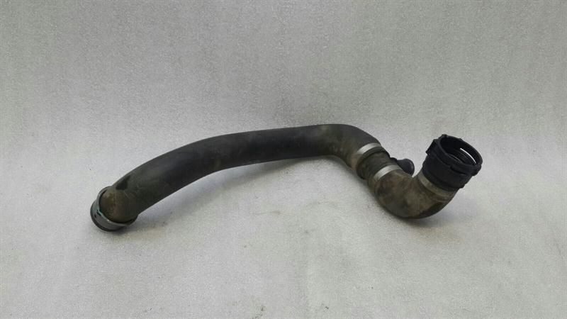 Mercedes ML W166 Cooling Pipe A1665004775 Coolant Hose Hose OM651