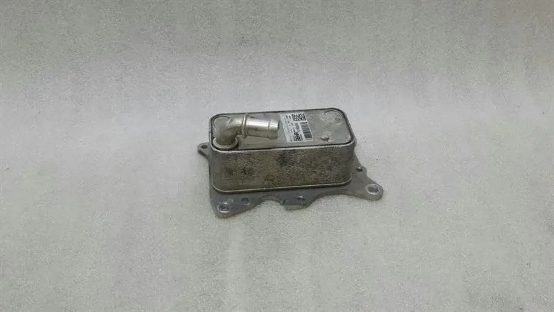 Mercedes ML W166 Engine Oil Cooler A6511800665 Oil Cooler Radiator OM651
