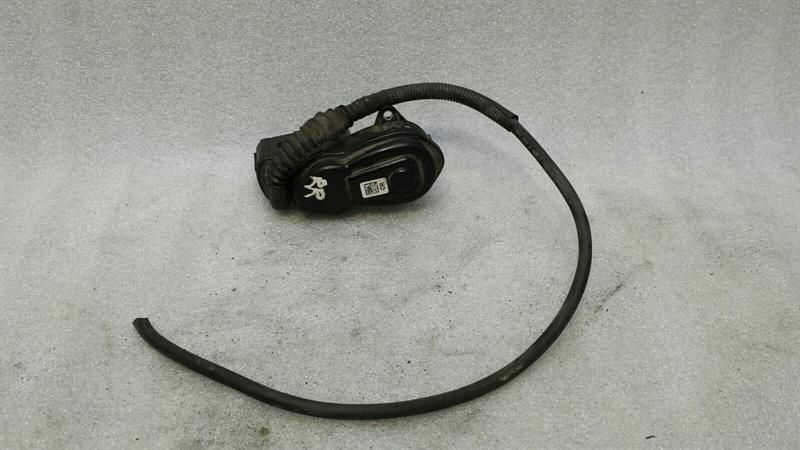 BMW 5 Series F10 Right Park Brake Engine 6794618 ACTUATOR PARKING BRAKE RIGHT