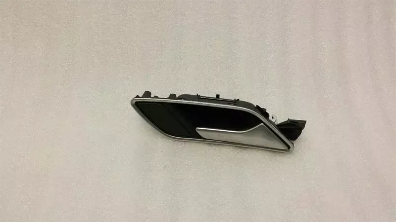 Audi A3 8V facelift rrh door interior handle 8V4839020C interior door handle rear RE