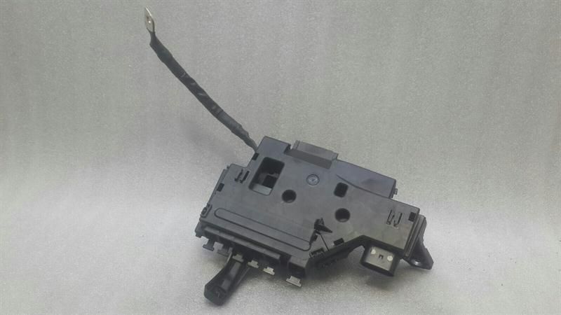 Mercedes C Class W205 Fuse Box A2055407011 Fuse Box Relay