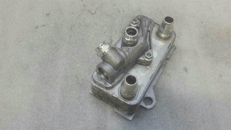 Mercedes C Class W205 Gearbox Oil Cooler A0995002500 Gearbox Oil Cooler 2.1D