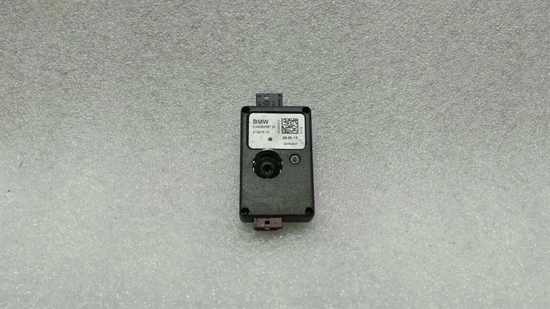 BMW X1 F48 Aerial / Antenna 9289587 Antenna Amplifier
