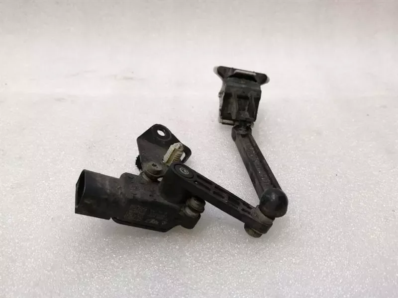 BMW X1 F48 6870200 LEVEL LEVEL Sensor