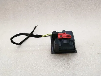 Mercedes A Class W176 Fuel Cap Actuator A0038203297 Actuator Fuel Flap