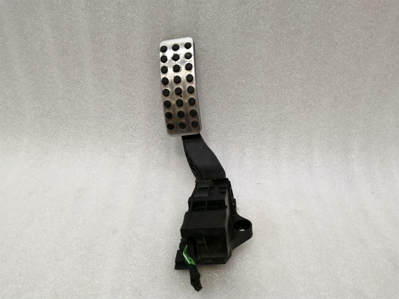 Mercedes A Class W176 Throttle Pedal (Electrical) A2463001904 Throttle Pedal