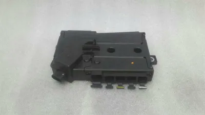 Mercedes C osztály W205 C205 biztosítékdoboz A2055402850 biztosítékdoboz