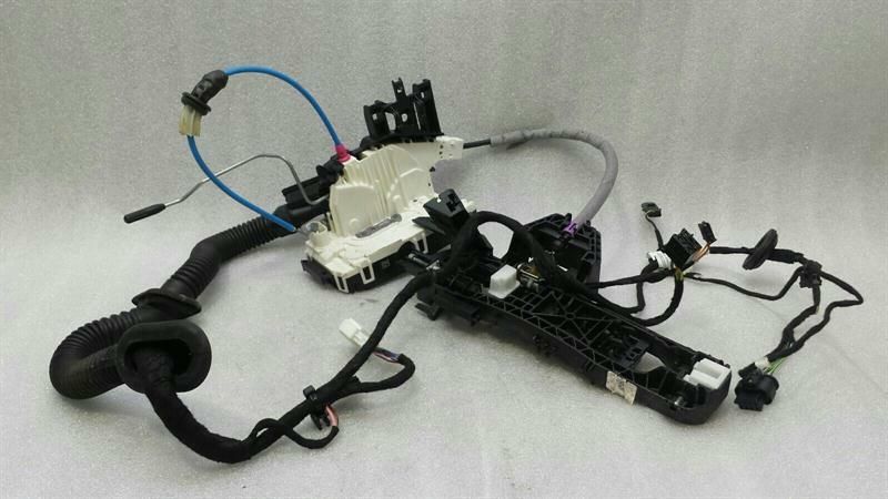 Mercedes A45 AMG W176 rear right door lock A2047303635 door lock rear right