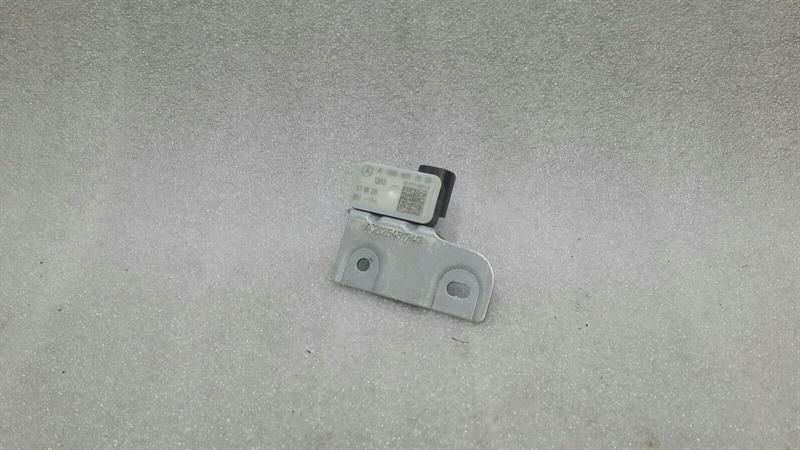 Mercedes E Class W213 Crash Sensor A0009057600 Impact Sensor
