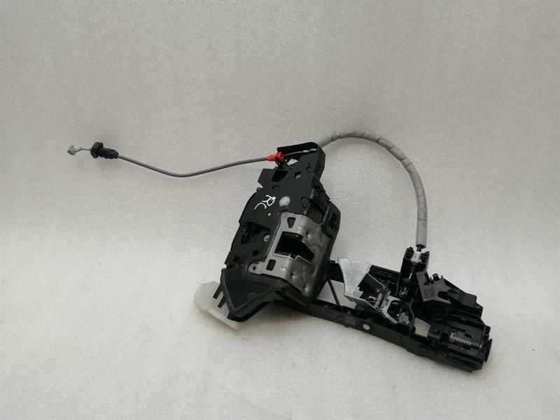 Mercedes A Class W177 RLH door lock A0997303101 door lock rear left