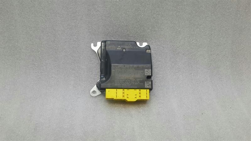 Mercedes E Class W213 Safety Module ECU A2139007105 Air Control Unit SRS