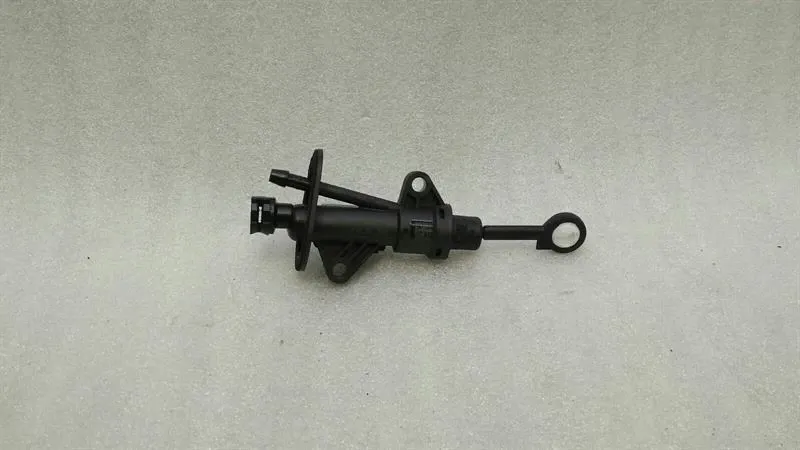 Audi S3 8V Clutch Slave Cylinder 5Q0721388G Pickup Cylinder Clutch