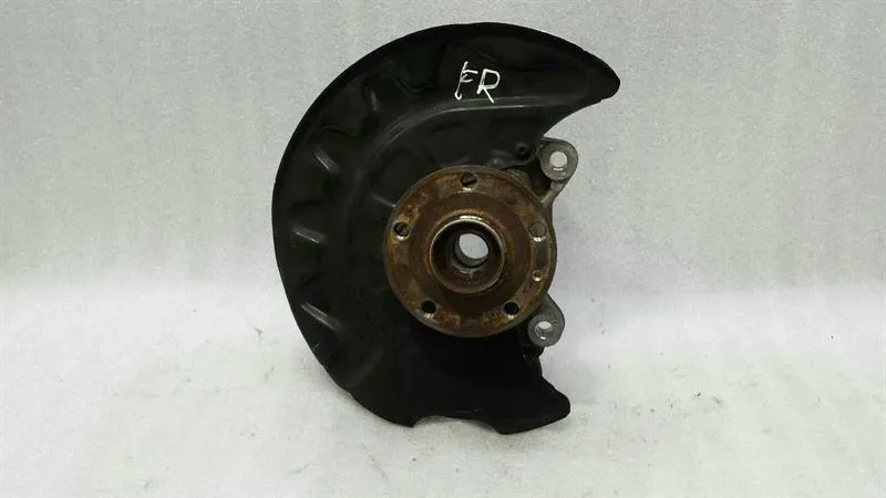 Audi S3 8V Right Front Hub 5Q0407254A Wheel Bearing Housing Front Right