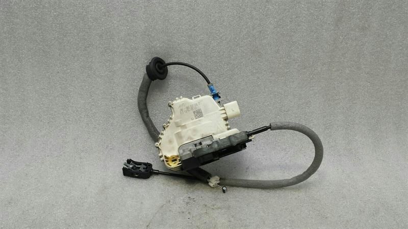 Audi S3 8V A3 RHD front right door lock 8X2837016B right hand drive.