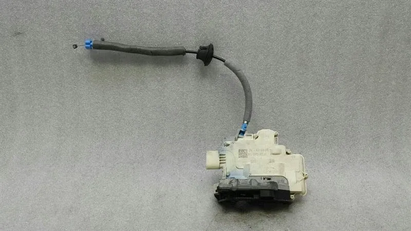 Audi S3 8V rear left door lock 4G0839015C door lock rear left
