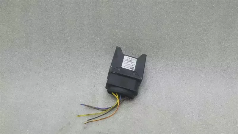 Audi S3 8V A3 fuel pump module 5Q0906093 control unit fuel pump