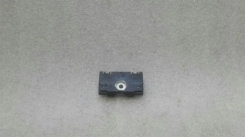 Audi S3 8V A3 Aerial / Antenna 8T8035570 Antenna