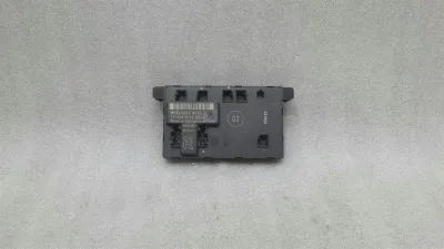 Mercedes SLK R171 Right Door Module A1718206226 Door Control Unit Right