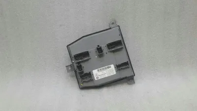 Mercedes E Class W213 elektronikus modul A2139002808 ECU SAM