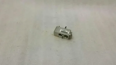 Mercedes A Class W176 Heater Valve A2468300084 Heater Valve