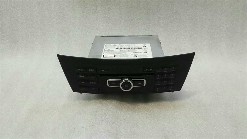Mercedes C Class W204 CD player A2049003915 audio system controller NTG 4.5 NAVI