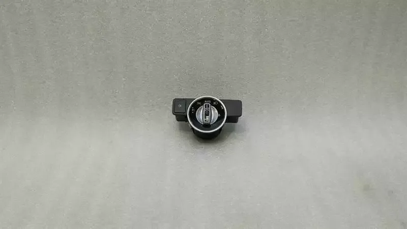 Mercedes C Class W204 Headlight Switch A2129050551 Light Switch