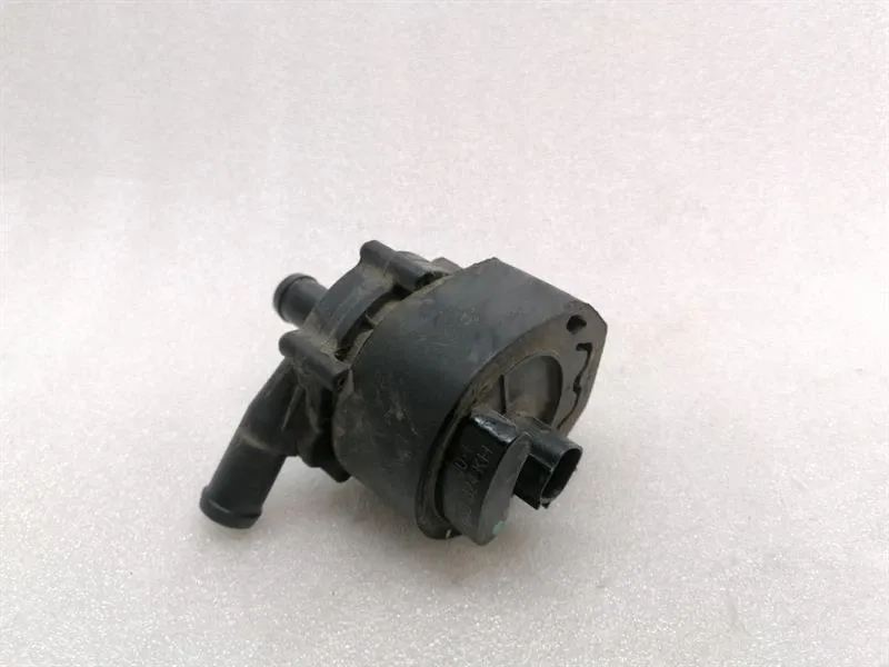 Tesla Model S 75 Additional Cooling Pump 1035348-00-F Coolant Pump Pump
