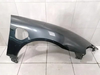 Porsche Taycan 9J jobb szárny 9J1821102AY ELEKTROMOS AJTÓVAL Első jobb sárvédő