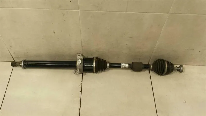 BMW X1 F48 Right Front Drive Shaft 8643364 Drive Shaft Front Right