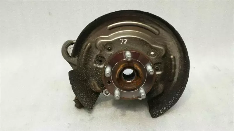 LAND ROVER Evoque Left Rear Hub LR024483 Wheel Bearing Case Rear Left