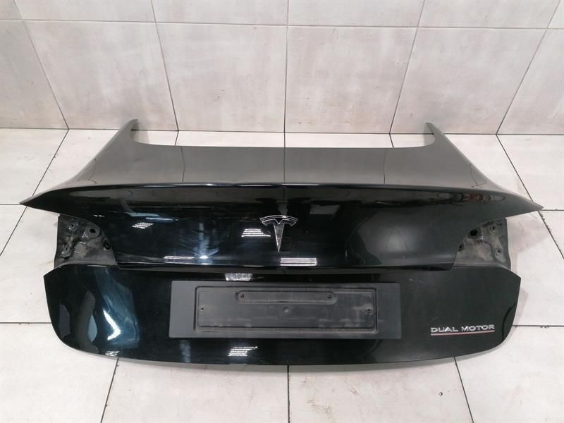 Tesla Model 3 Long Range Boat Lid 1081460-E0-D Tailgate