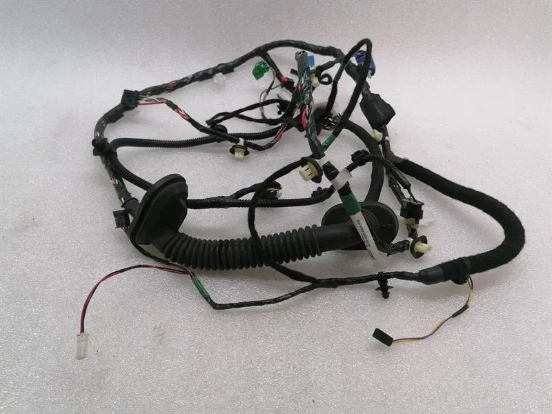 Tesla Model 3 Driver Door Wiring 3067963-02-C Driver Door Wiring Harness