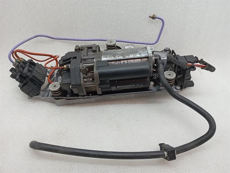 Porsche Taycan 9J Air Suspension Pump 9J1616006D Supercharger Air Suspension