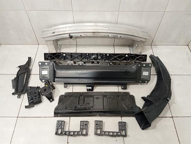 Porsche Taycan 9J front end clip 9J0805241 lock carrier front mask