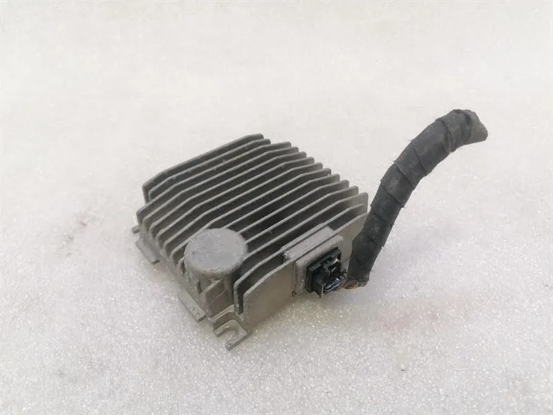 Porsche Taycan 9J electronic module amplifier 9J1035446D motor sound amplifier