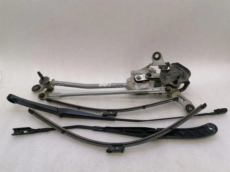 Porsche Taycan 9J Front Wiper Linkage 9J1955024D Wiper Motor Front RHD!!!