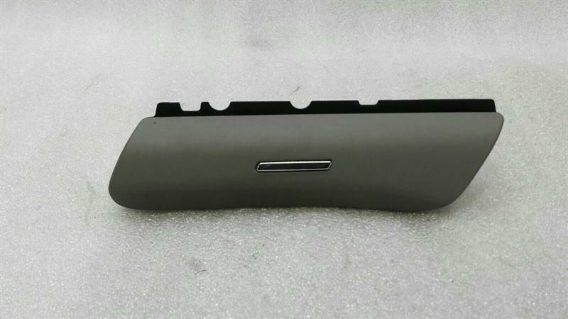 Porsche Cayenne 958 92A Left Rear Door Ashtray 7P5857951 Ashtray