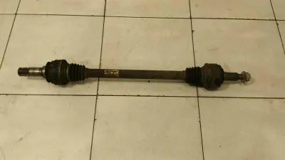 Porsche Cayenne 958 92A bal hátsó tengely 7P0501201D hajtótengely bal hátsó